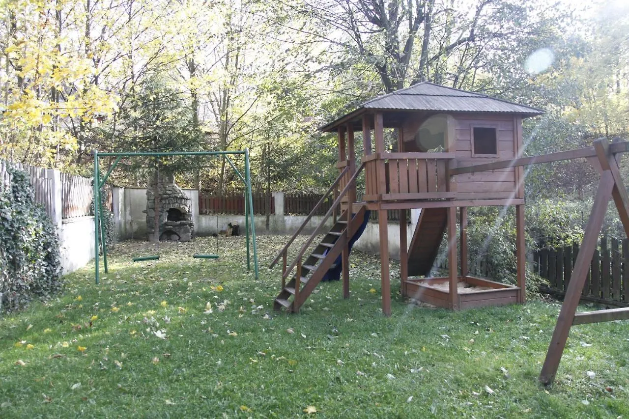 Apartamentylove - Apartament Oliwia Zakopane 0*,  Polska