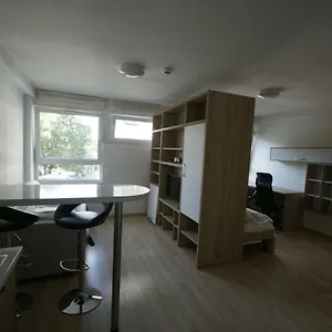 Starter 24 Apartament Wrocław
